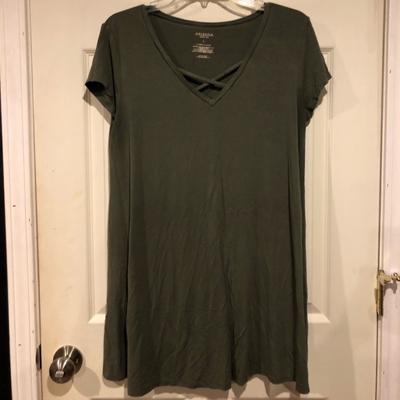 Dresses - Picture 2 of 2